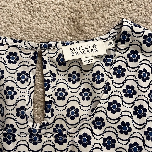 Molly Bracken dress - Picture 2 of 8